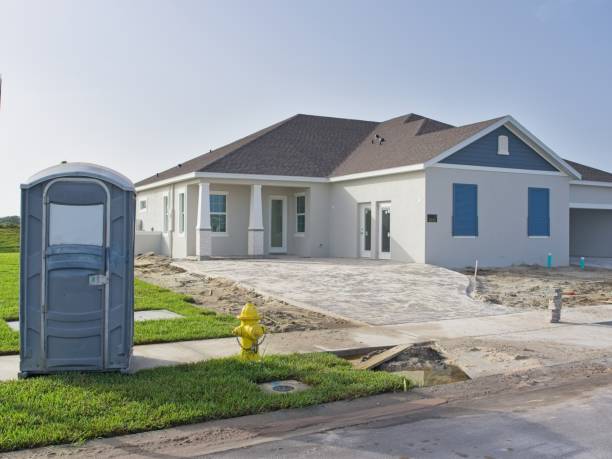 Best Luxury portable toilet rental  in Vaughn, WA